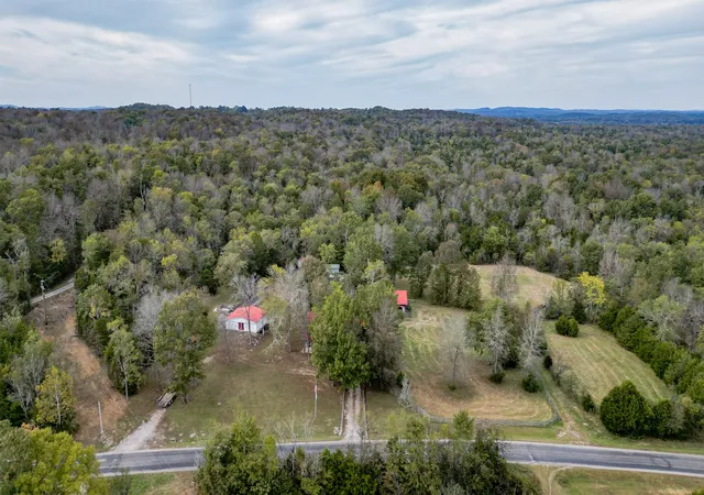 Photo 1 of Single family home for sale at 2917 Luke Moser Rd, Columbia, TN 38401 | MLS# 3135572 | Listing updated on 2026-02-26