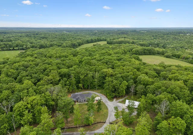 Photo 3 of Single family home for sale at 6033 Vesper Way, Franklin, TN 37064 | MLS# 3139646 | Listing updated on 2026-09-25