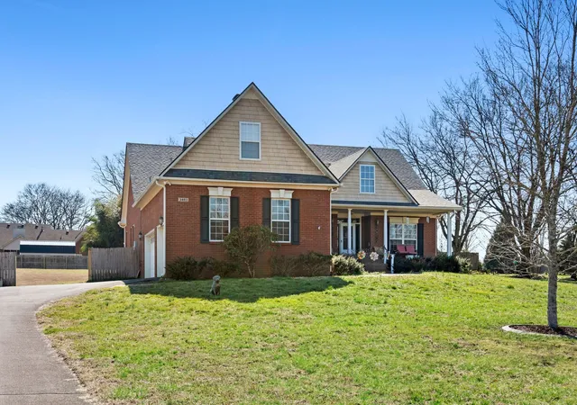 Photo 3 of Single family home for sale at 3493 Petty Ln, Columbia, TN 38401 | MLS# 3510562 | Listing updated on 2026-09-22