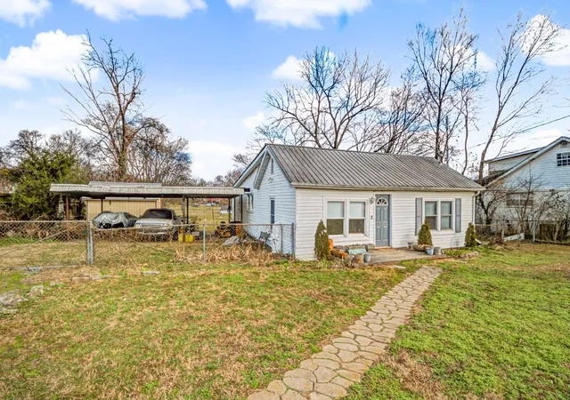 1st image of 737 Saunders Ct, Nashville, TN 37216 | MLS# 3135858