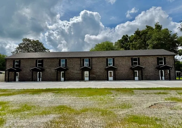 1st image of 1416 E Lincoln St, Tullahoma, TN 37388 | MLS# 3135509