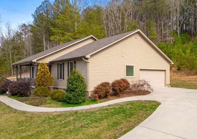 Photo 2 of Single family home for sale at 1533 Eads Blf Rd Nw, Georgetown, TN 37336 | MLS# 3269757 | Listing updated on 2026-09-12