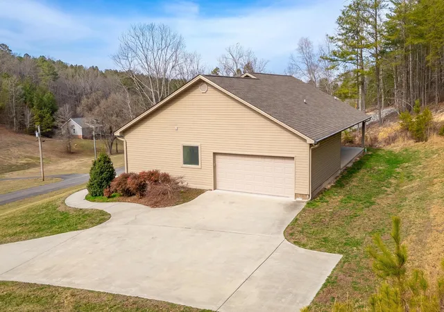Photo 4 of Single family home for sale at 1533 Eads Blf Rd NW, Georgetown, TN 37336 | MLS# 3269757 | Listing updated on 2026-09-12