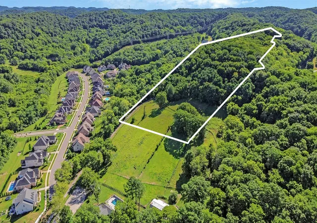 Photo 2 of Land for sale at 3029 Hartland Pvt Ln, Franklin, TN 37069 | MLS# 3136825 | Listing updated on 2026-08-31