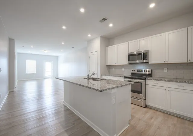 Photo 3 of Townhouse for sale at 930 Millstream Dr, Nashville, TN 37218 | MLS# 3135994 | Listing updated on 2026-08-19