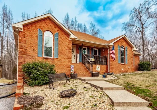 3rd image of 1251 Smith Thompson Rd, Bethpage, TN 37022 | MLS# 3136123
