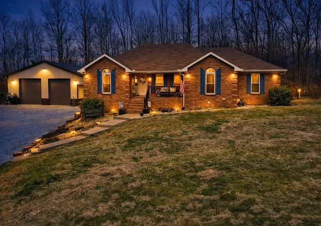 Homes for sale in Bethpage, TN | 1251 Smith Thompson Rd, Bethpage, TN 37022 | MLS# 3136123