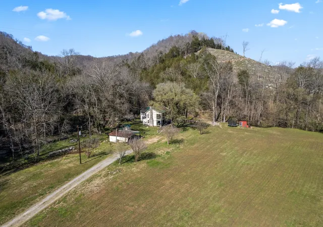 2nd image of 2203 Stones River Rd, Woodbury, TN 37190 | MLS# 3143274