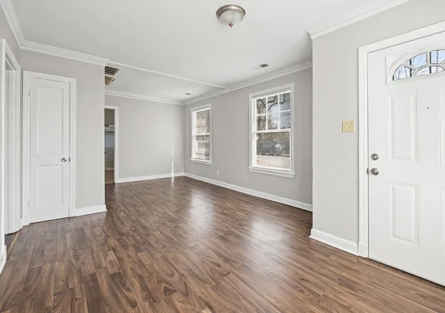 Photo 3 of Single family home for sale at 1201 Leawood St, Memphis, TN 38122 | MLS# 3223242 | Listing updated on 2026-10-02