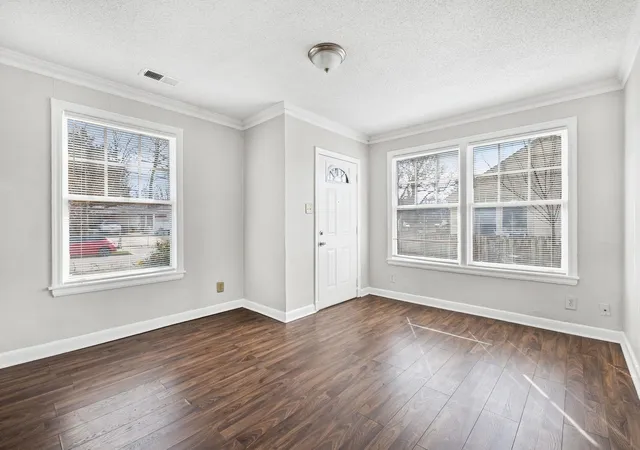 Photo 4 of Single family home for sale at 1201 Leawood St, Memphis, TN 38122 | MLS# 3223242 | Listing updated on 2026-10-02