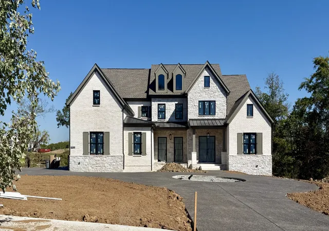 Photo 1 of Sale Pending at 9905 Amarosa Ct, Brentwood, TN 37027 | MLS# 3135977 | Listing updated on 2026-10-09