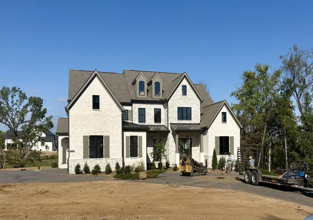 Photo 1 of Sale Pending at 9905 Amarosa Ct, Brentwood, TN 37027 | MLS# 3135977 | Listing updated on 2026-10-20
