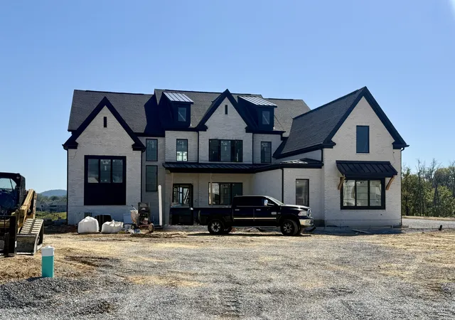 Photo 1 of Sale Pending at 1960 Napa Dr, Brentwood, TN 37027 | MLS# 3136092 | Listing updated on 2026-10-09
