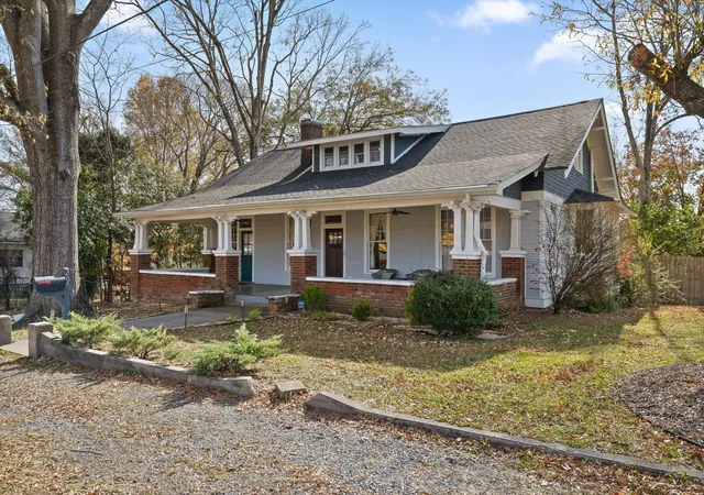 Photo 3 of Single family home for sale at 207 Culberson Ave, La Fayette, GA 30728 | MLS# 3301771 | Listing updated on 2026-10-09