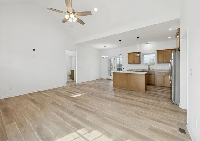 5th image of 125 Makinley Dr, Lafayette, TN 37083 | MLS# 3136416