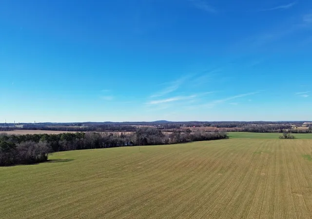 1st image of 2400 Sportsman Lake Road, Franklin, KY 42134 | MLS# 3144955