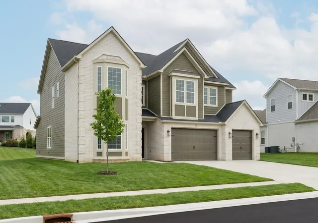 Photo 1 of Single family home for sale at 6005 Painted Skies Dr, Spring Hill, TN 37174 | MLS# 3137245 | Listing updated on 2026-10-04
