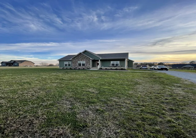 2nd image of 57 Cheney, Lafayette, TN 37083 | MLS# 3136500