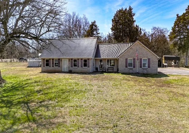 1st image of 1621 Hwy 41a N, Shelbyville, TN 37160 | MLS# 3136656