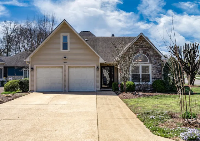 Photo 2 of Single family home for sale at 5000 Lancelot Ct, Columbia, TN 38401 | MLS# 3147193 | Listing updated on 2026-09-16