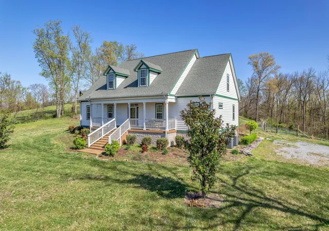 Photo 2 of Single family home for sale at 3663 Cainsville Rd, Lebanon, TN 37090 | MLS# 3500991 | Listing updated on 2026-08-08