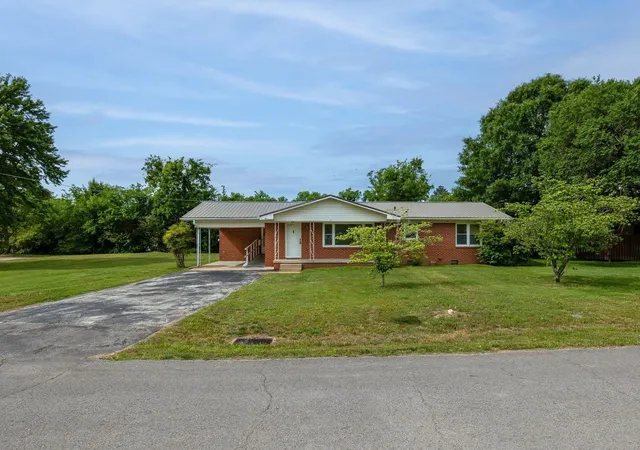 4th image of 819 Murrey Dr, Pulaski, TN 38478 | MLS# 3137094