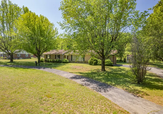 Photo 4 of Single family home for sale at 2787 Columbia Hwy, Pulaski, TN 38478 | MLS# 3149859 | Listing updated on 2026-08-03