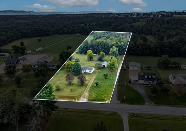 2nd image of 5071 Shelbyville Rd, Mc Minnville, TN 37110 | MLS# 3137300
