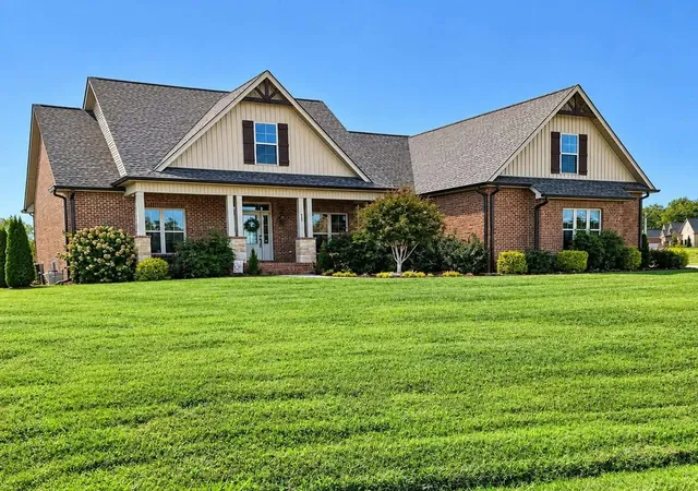 Photo 1 of Single family home for sale at 639 Blue Water Dr, Cookeville, TN 38506 | MLS# 3138651 | Listing updated on 2026-10-08