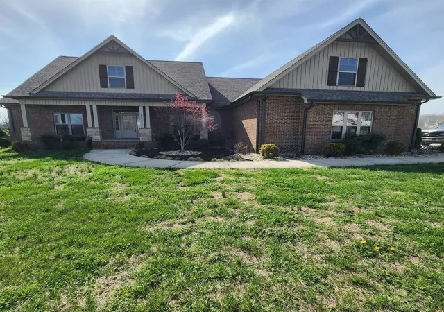 Photo 3 of Single family home for sale at 639 Blue Water Dr, Cookeville, TN 38506 | MLS# 3138651 | Listing updated on 2026-10-08