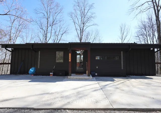 3rd image of 178 Mullican Dr, Smithville, TN 37166 | MLS# 3138912