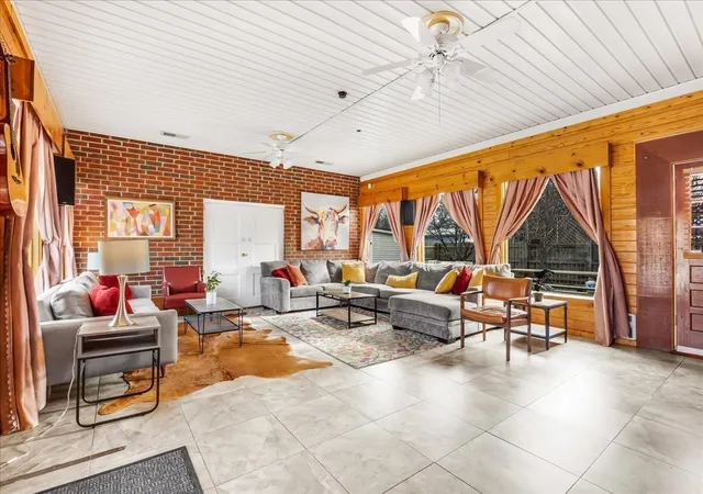 Photo 3 of Single family home for sale at 4208 Glynda Dr, Nashville, TN 37216 | MLS# 3137806 | Listing updated on 2026-08-28