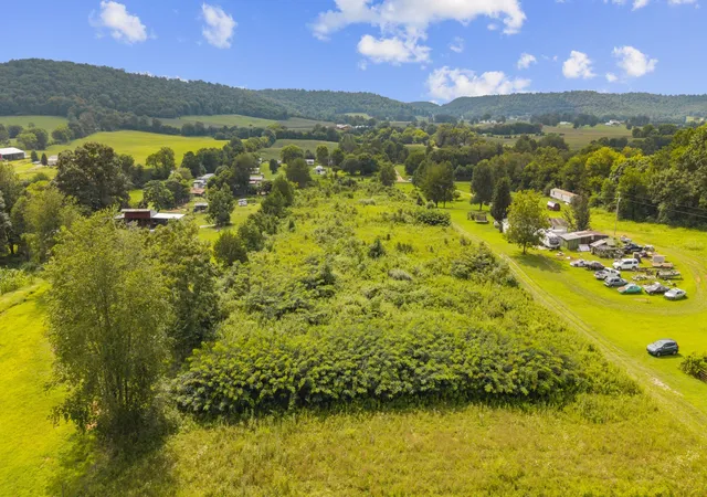 Photo 4 of Land for sale at 1072 Disneyland Rd, Sparta, TN 38583 | MLS# 3138186 | Listing updated on 2026-08-30