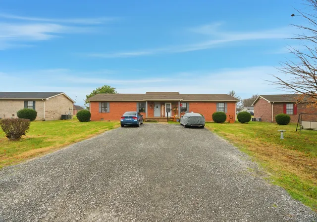 1st image of 105 Gayla Ct, Portland, TN 37148 | MLS# 3139036
