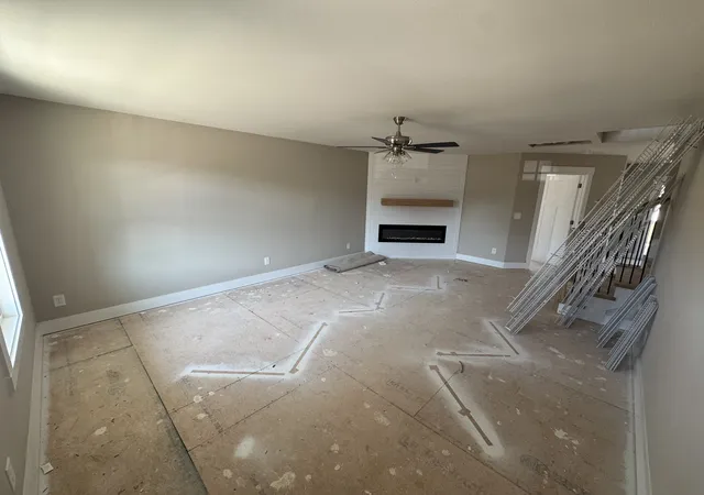 Photo 2 of Single family home for sale at 365 Cardinal Crk, Clarksville, TN 37040 | MLS# 3138221 | Listing updated on 2026-09-16