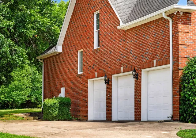 Photo 3 of Single family home for sale at 123 Ewing Dr, Portland, TN 37148 | MLS# 3270178 | Listing updated on 2026-09-04