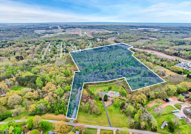 1st image of 2888 Old Medina Rd, Jackson, TN 38305 | MLS# 3138907