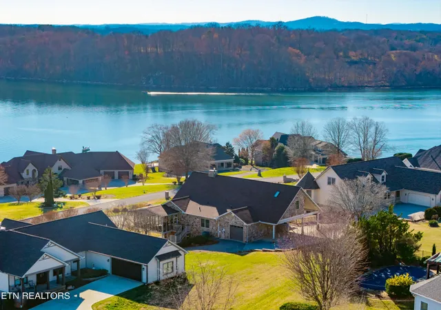 4th image of 124 Indian Shadows Dr, Maryville, TN 37801 | MLS# 3255299