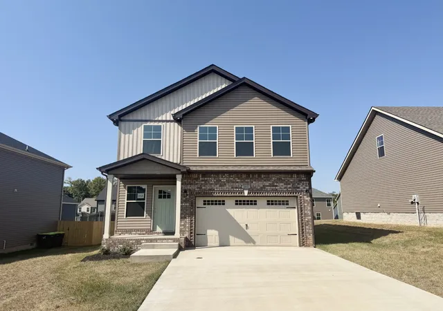 Photo 2 of Single family home for sale at 358 Cardinal Crk, Clarksville, TN 37040 | MLS# 3138377 | Listing updated on 2026-10-21