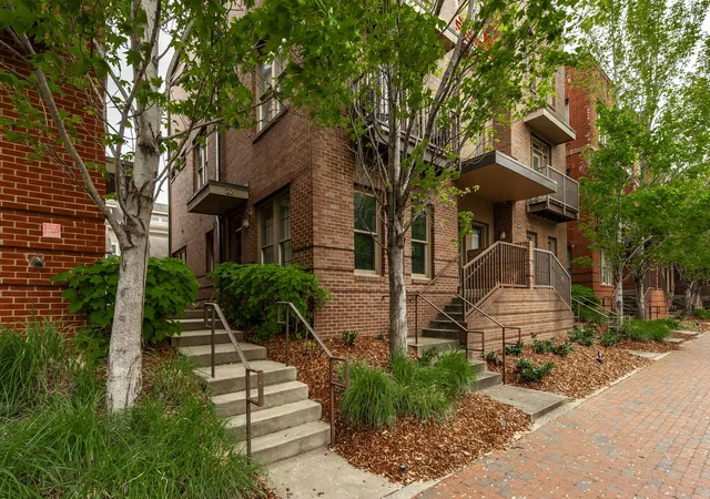 3rd image of 1221 4Th Ave N, Nashville, TN 37208 | MLS# 3138638