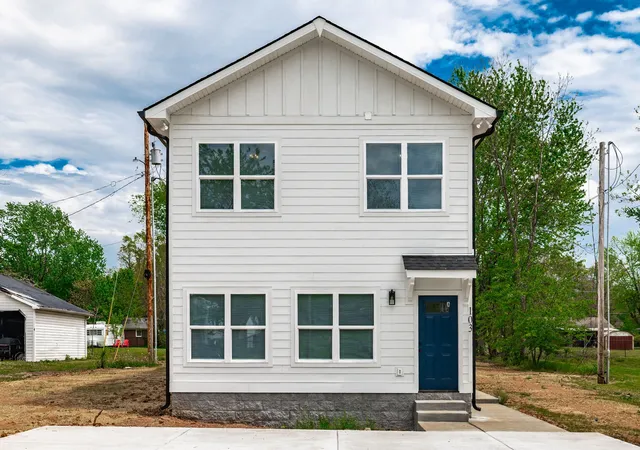 1st image of 103 Portland Blvd, Portland, TN 37148 | MLS# 3143176