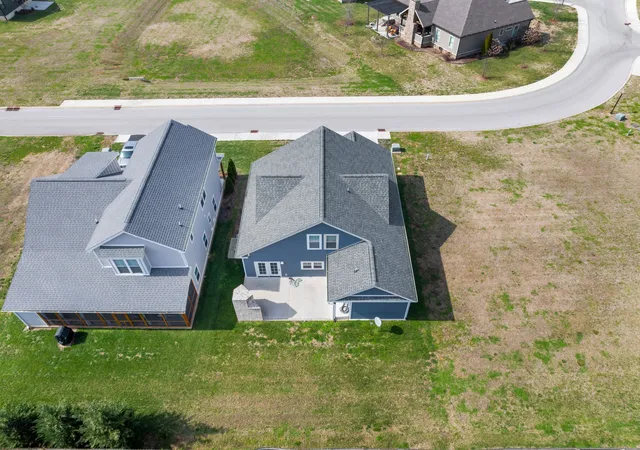 Homes for sale in Winchester, TN | 203 Campfire Ct, Winchester, TN 37398 | MLS# 3146348