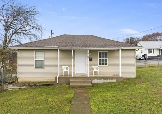 1st image of 767 Woodmont Blvd, Clarksville, TN 37040 | MLS# 3138877