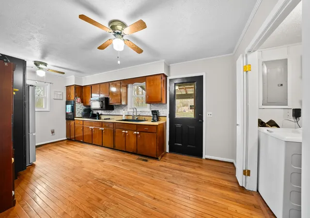 5th image of 921 Fred Young Rd, Jamestown, TN 38556 | MLS# 3139245