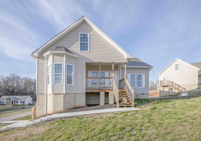 1st image of 155 Waters Edge Dr, Spring City, TN 37381 | MLS# 3304368