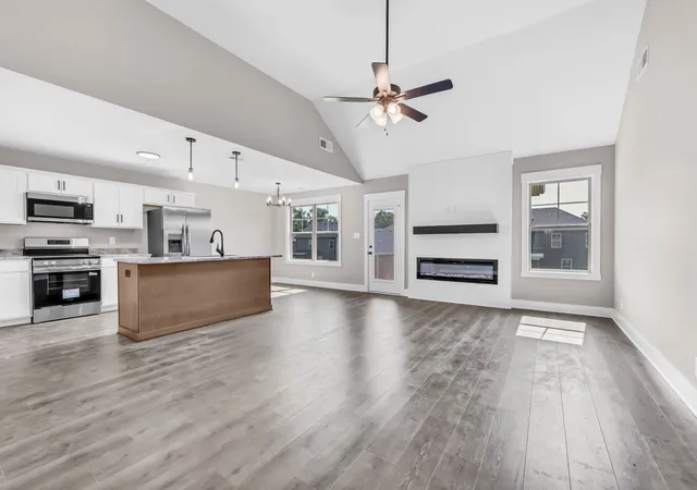 Photo 4 of Single family home for sale at 357 Cardinal Crk, Clarksville, TN 37040 | MLS# 3147322 | Listing updated on 2026-09-04