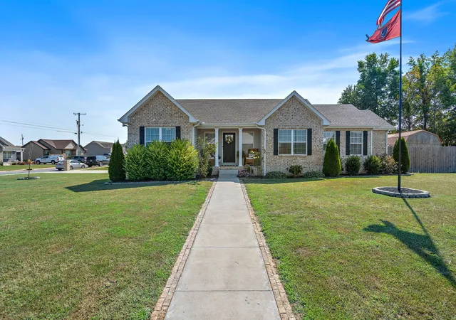 1st image of 116 Thacker Dr, Portland, TN 37148 | MLS# 3139778