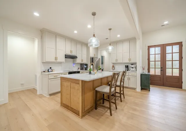 Photo 3 of Single family home for sale at 245 Fullen Ln, Savannah, TN 38372 | MLS# 3139634 | Listing updated on 2026-10-07