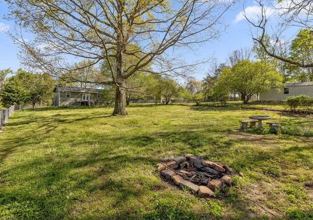 Photo 4 of Single family home for sale at 70 Pinoak Rd, Trenton, GA 30752 | MLS# 3338413 | Listing updated on 2026-08-17