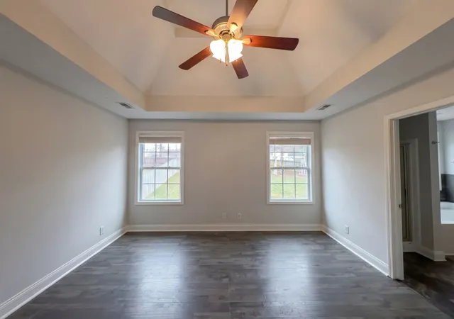Photo 3 of Sale Pending at 432 Leslie Wood Dr, Clarksville, TN 37040 | MLS# 3143247 | Listing updated on 2026-08-13